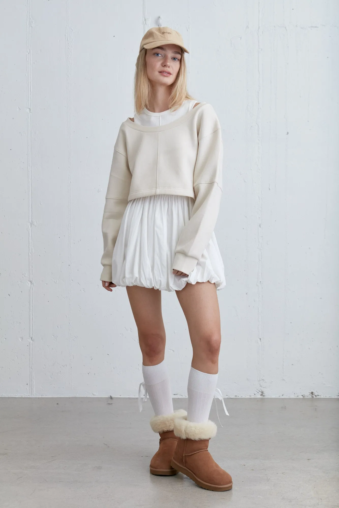 CROPPED CREWNECK SWEATSHIRT