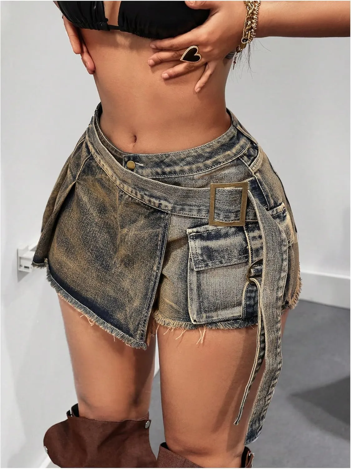 Floerns Women's Asymmetrical Distressed Denim Skort Low Rise Y2K Mini Jean Shorts