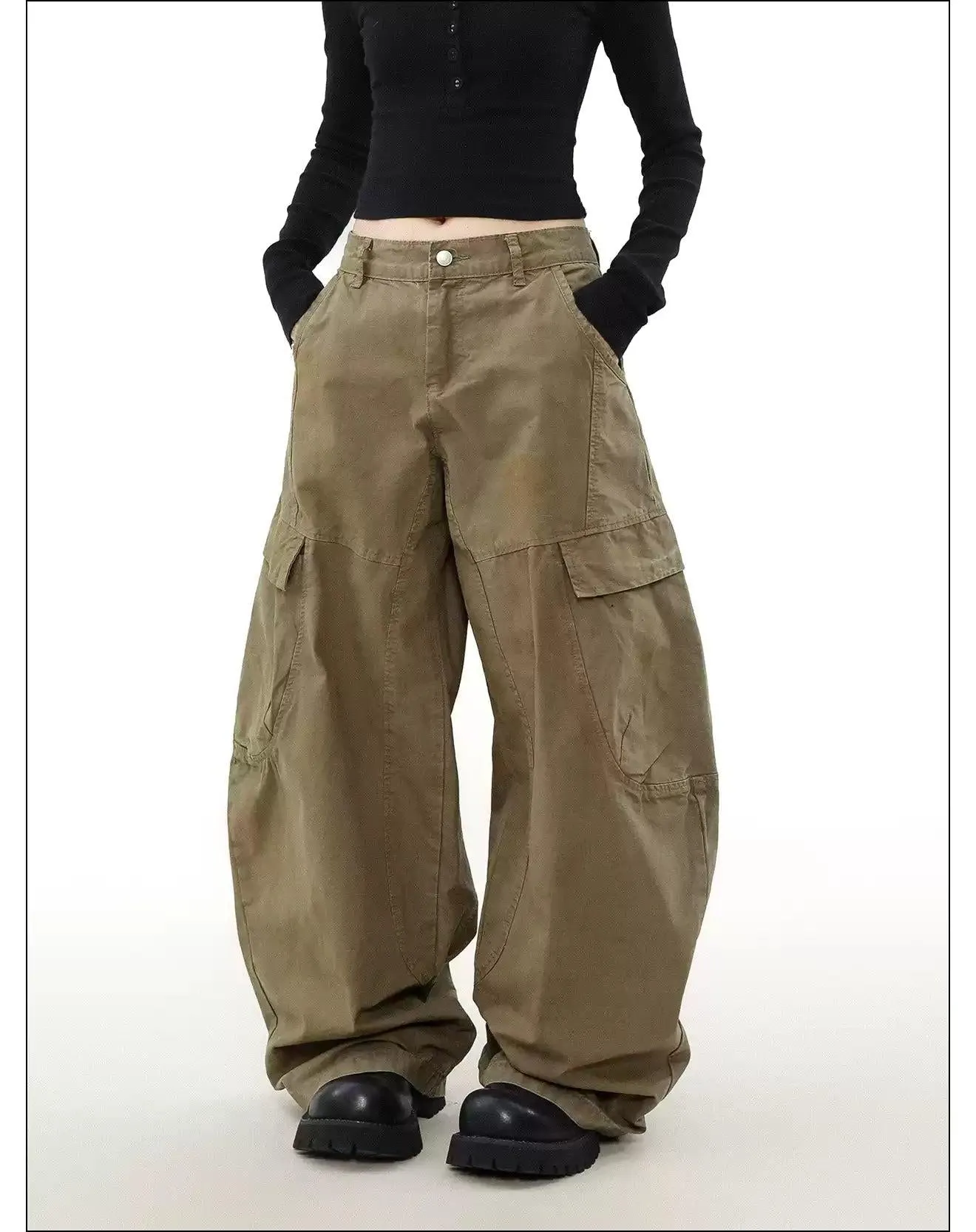 Functional Pocket Wide Cargo Pants