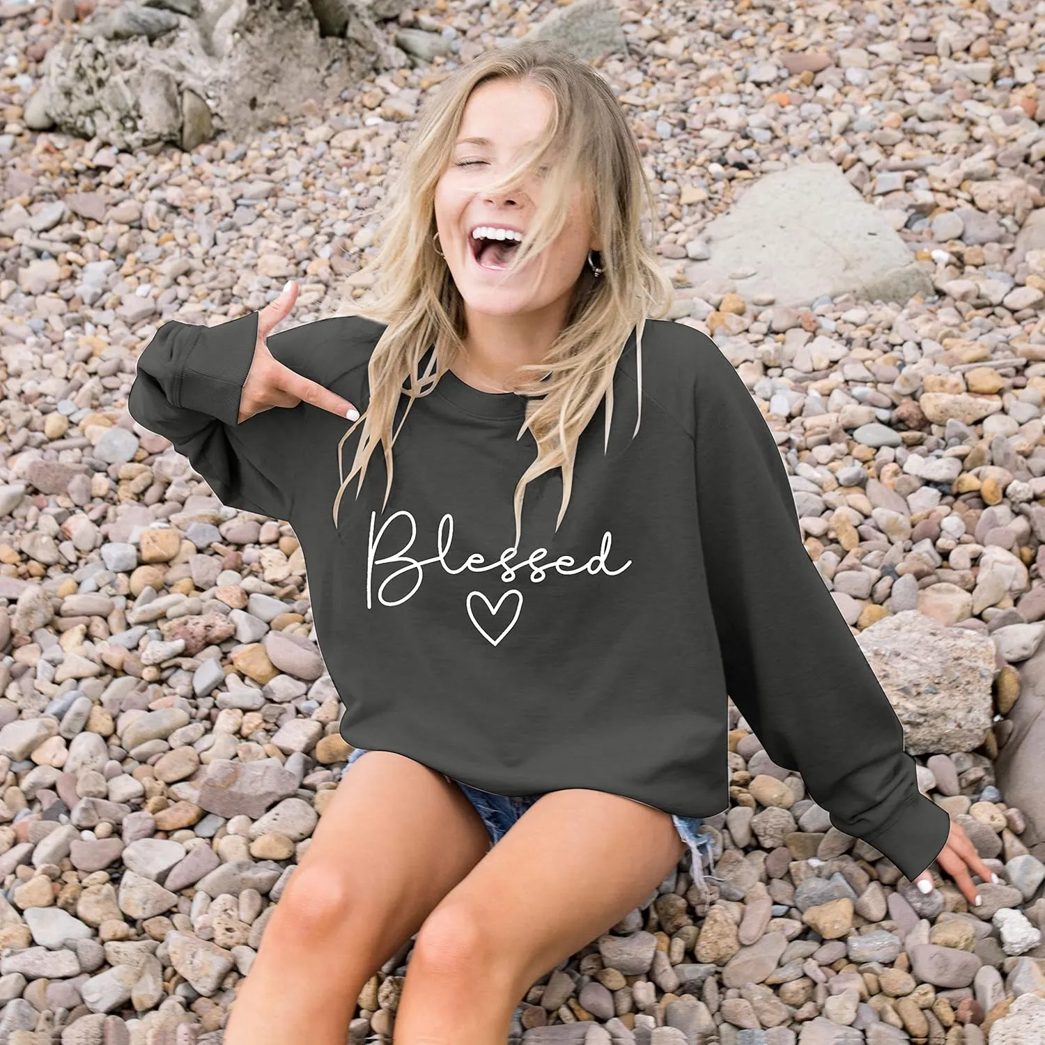 QYZ-Top Women's Bee Kind Saying Graphic Sweatshirts Ladies Inspirational Teacher Fall Casual Pullover Tops