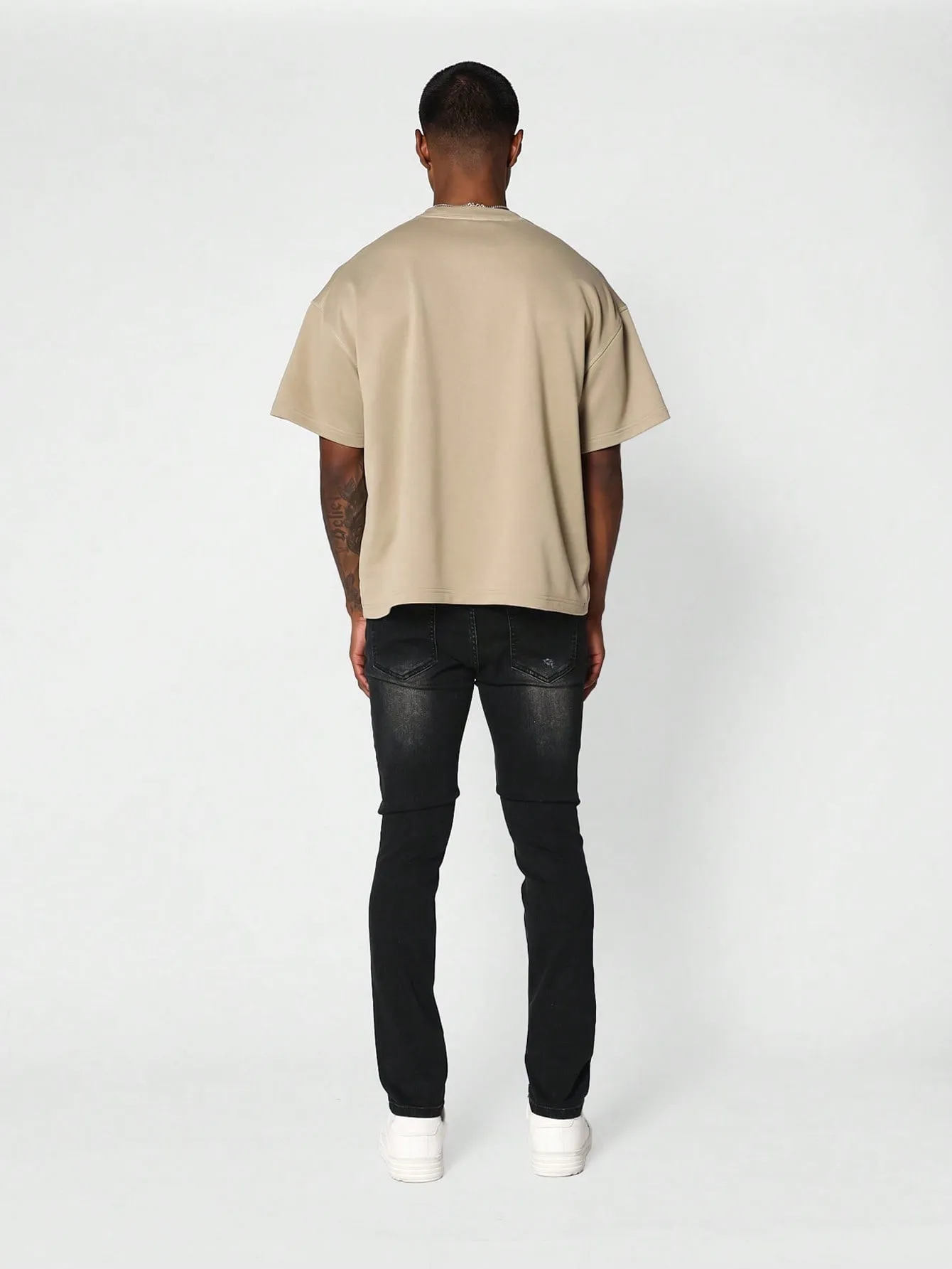Skinny Fit Distressed Jean